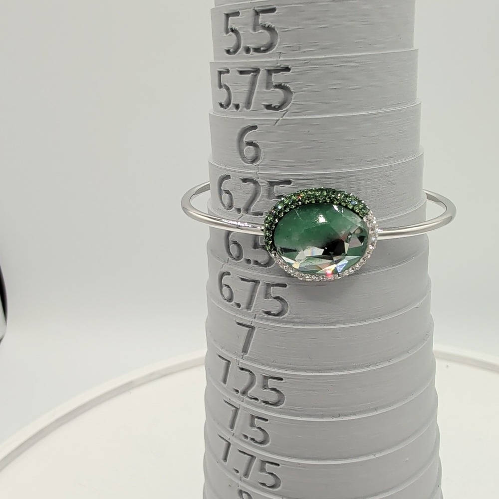 Swarovski Swan Signed Green Crystal Silver Tone Rhodium Plated‎ Bangle Bracelet - Picture 9 of 14